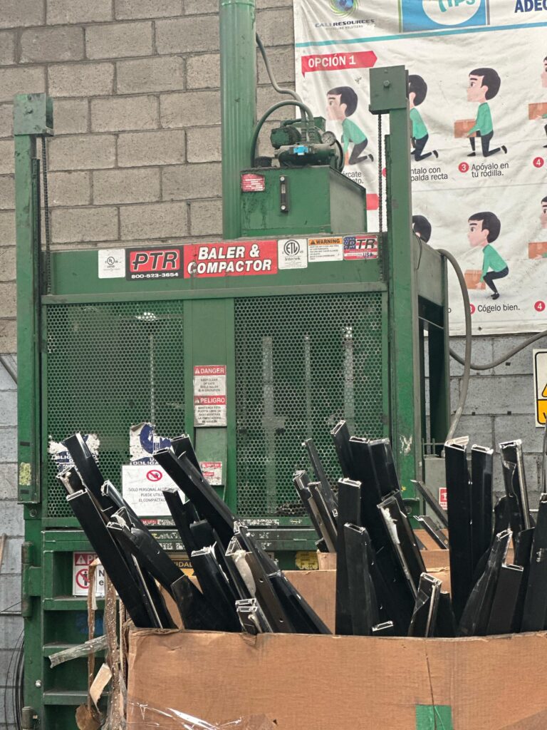 Metal frames in recycling boxes